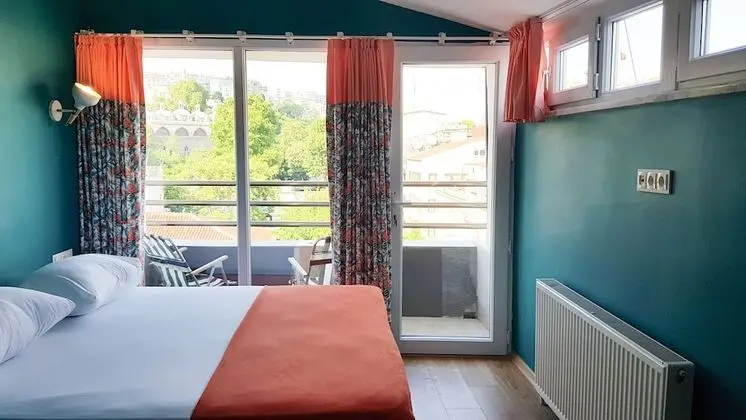 Panoramic Tek Büyük Yataklı Oda