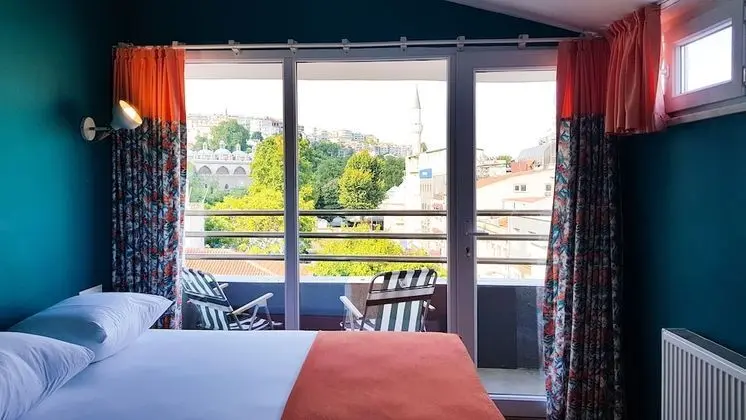 Panoramic Tek Büyük Yataklı Oda