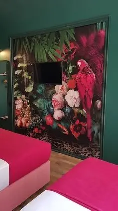 Üç Kişilik Oda