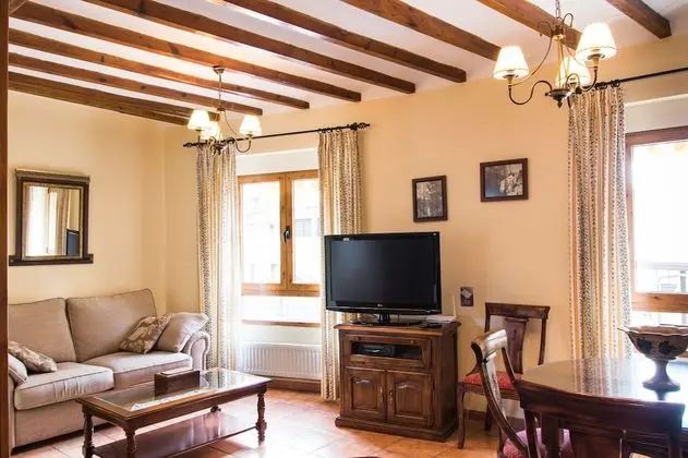 Comfort Apart Daire, 1 Çift Kişilik Yatak ve Çekyat (Ca La Mare 1 dormitorio, salón, cocin)