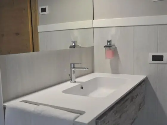 Comfort Tek Büyük Yataklı Oda, Banyolu/Duşlu (Camera Matrimoniale 1)