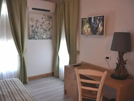 Comfort Tek Büyük Yataklı Oda, Banyolu/Duşlu (Camera Matrimoniale 2)
