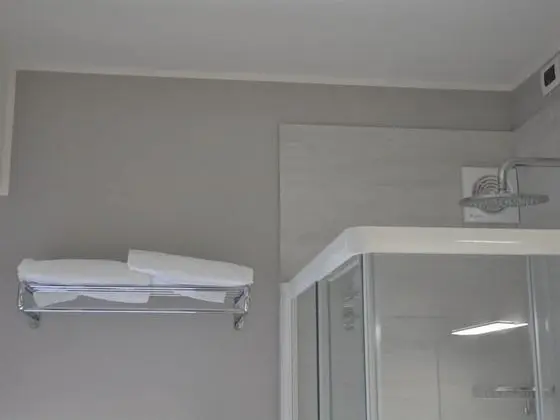 Comfort Tek Büyük Yataklı Oda, Banyolu/Duşlu (Camera Matrimoniale 4)