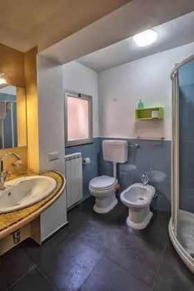 Standard Tek Büyük Yataklı Oda (Private External Bathroom)