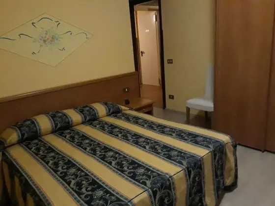 Classic Tek Büyük veya İki Ayrı Yataklı Oda