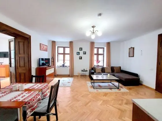Deluxe Apart Daire, Şehir Manzaralı