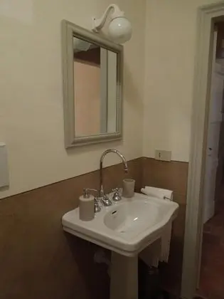 Tek Büyük veya İki Ayrı Yataklı Oda (Salice)