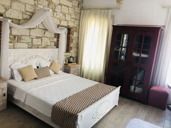 Deluxe Tek Büyük Yataklı Oda, Sıcak Su Küveti
