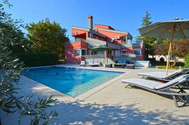 Villa