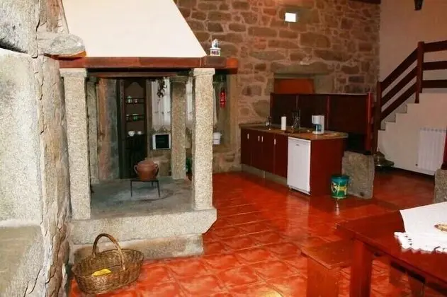 Kır Evi, 4 Yatak Odası, Mutfak, Bahçeli (A Casona)
