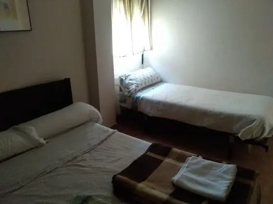 Üç Kişilik Oda, Ortak Banyo