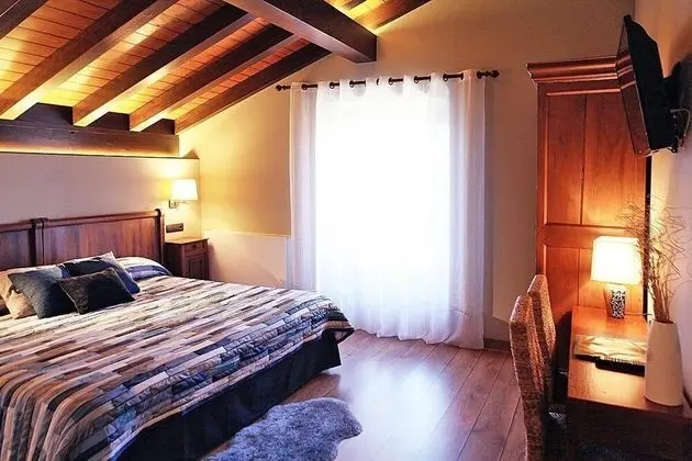 Tek Büyük veya İki Ayrı Yataklı Oda, Balkon