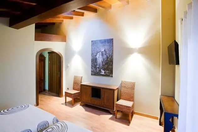 Tek Büyük veya İki Ayrı Yataklı Oda, Balkon