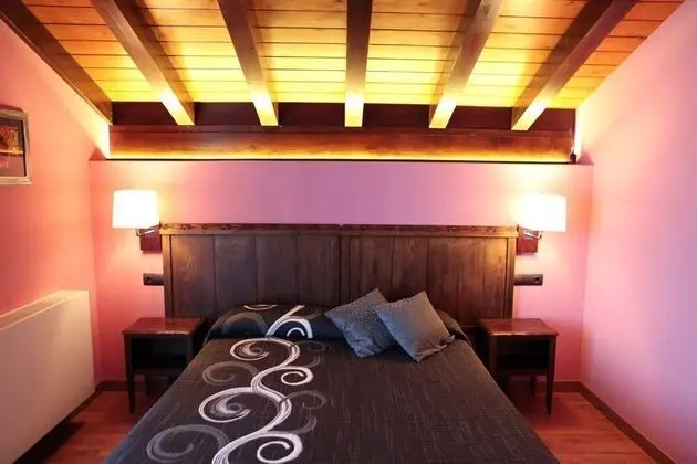 Tek Büyük Yataklı Oda, Balkon, Dağ Manzaralı