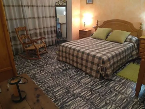 Tek Büyük Yataklı Oda, 1 Çift Kişilik veya 2 Tek Kişilik Yatak, Ortak Banyo