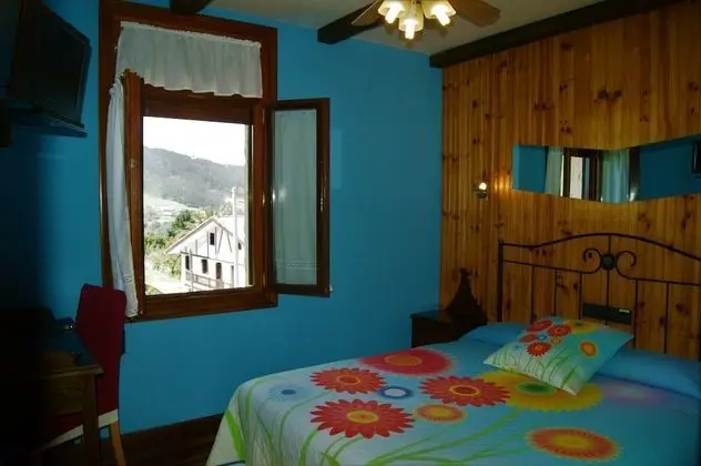 Oda, Banyolu/Duşlu, Dağ Manzaralı