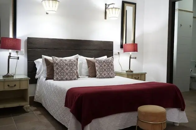 Standard Dört Kişilik Oda, Şehir Manzaralı