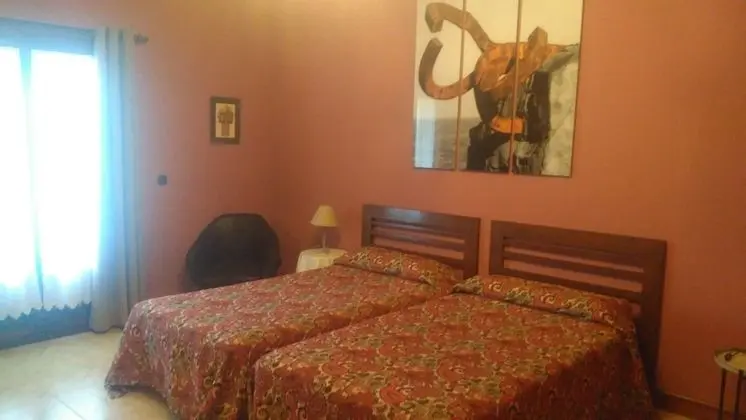 İki Ayrı Yataklı Oda, Balkon, Bahçe Manzaralı (2)