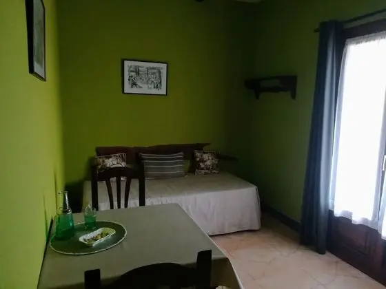 Tek Büyük Yataklı Oda, Balkon, Bahçe Manzaralı (1)