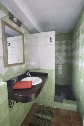Panoramic Tek Büyük Yataklı Oda