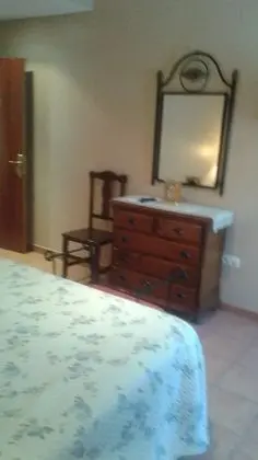 Tek Büyük Yataklı Oda, Dağ Manzaralı