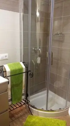 Tek Büyük Yataklı Oda, Dağ Manzaralı