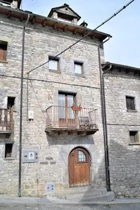 Kır Evi, Banyolu/Duşlu, Dağ Manzaralı