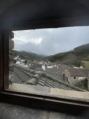 Kır Evi, Banyolu/Duşlu, Dağ Manzaralı