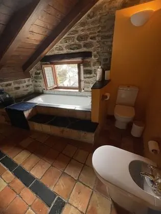 Kır Evi, Banyolu/Duşlu, Dağ Manzaralı