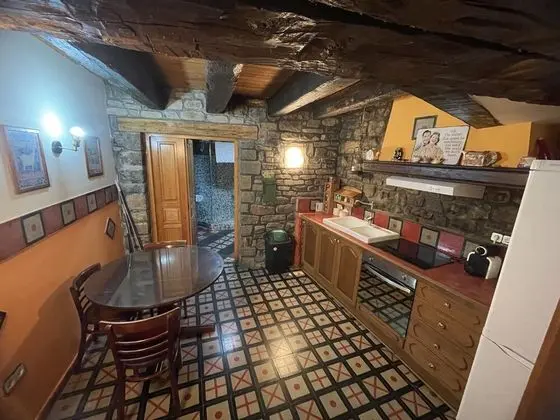 Kır Evi, Banyolu/Duşlu, Dağ Manzaralı