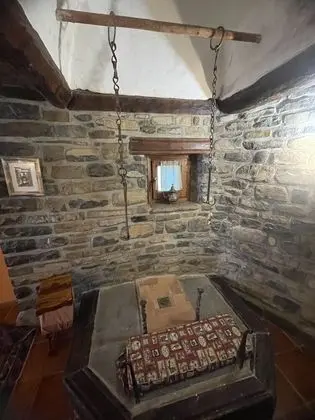 Kır Evi, Banyolu/Duşlu, Dağ Manzaralı
