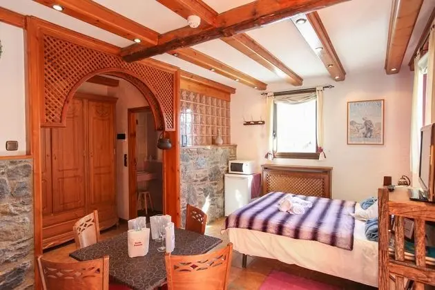 Dört Kişilik Oda, Vadi Manzaralı
