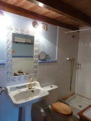 Standard Üç Kişilik Oda, 1 Yatak Odası, Banyolu/Duşlu, Bahçe Manzaralı