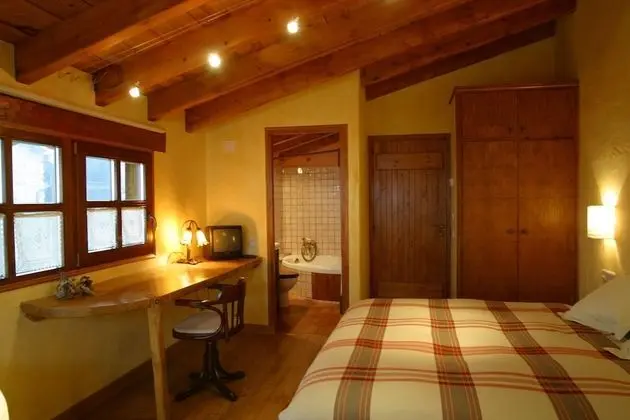 Superior Tek Büyük Yataklı Oda, Sıcak Su Havuzu, Dağ Manzaralı