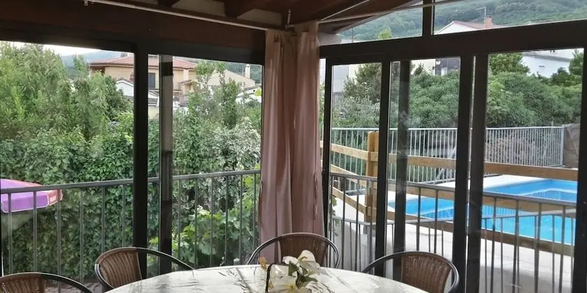 Ev, 5 Yatak Odası, Kişiye Özel Havuzlu