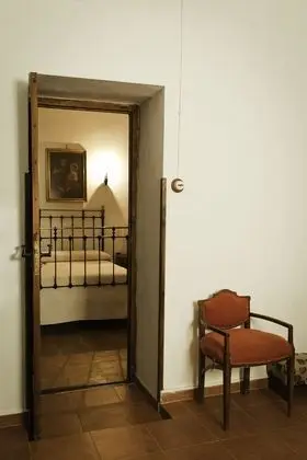 Tek Büyük Yataklı Oda, Dağ Manzaralı (IV)