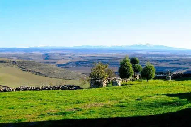 Family Üç Kişilik Oda, Birden Çok Yatak, Sigara İçilmez, Dağ Manzaralı