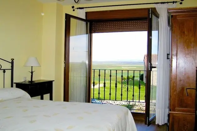 Tek Büyük Yataklı Oda, Ortak Banyo