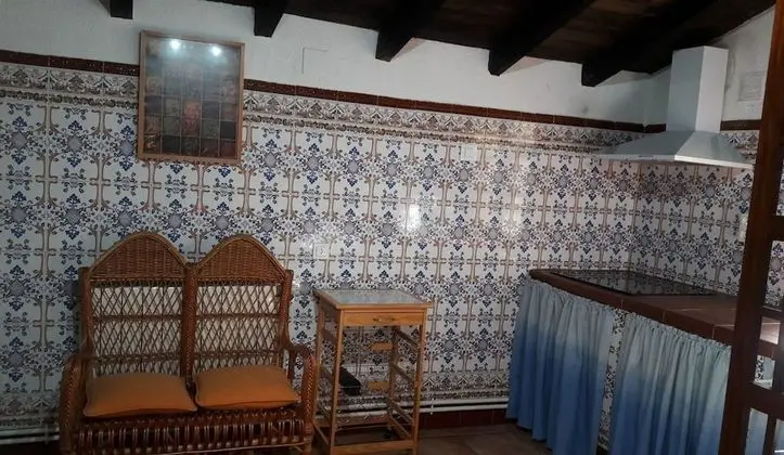 Kır Evi, 4 Yatak Odası, Kişiye Özel Havuzlu