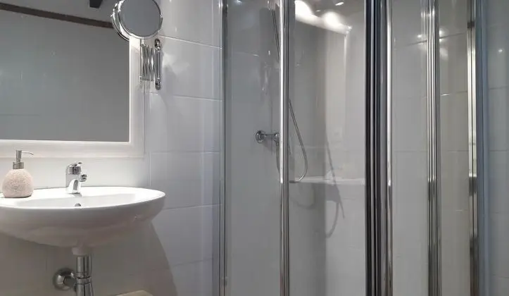 Kır Evi, 4 Yatak Odası, Kişiye Özel Havuzlu