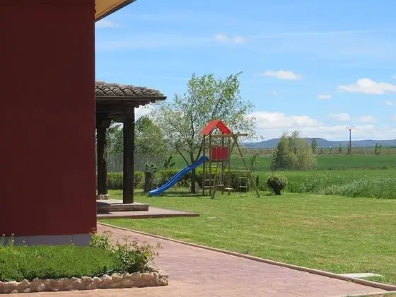 Ev, 5 Yatak Odası, Kişiye Özel Havuzlu