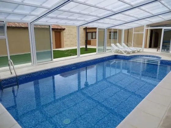 Ev, 5 Yatak Odası, Kişiye Özel Havuzlu