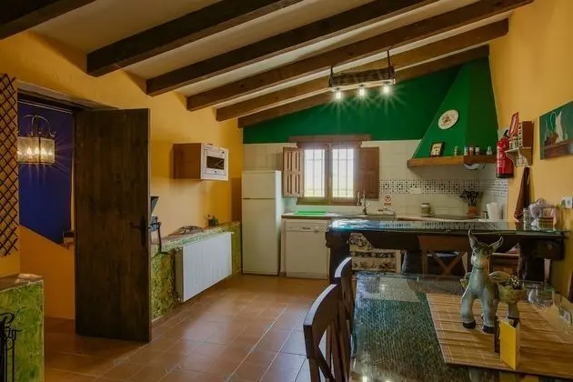 Family Ev, Birden Çok Yatak, Sigara İçilmez, Üzüm Asması Manzaralı