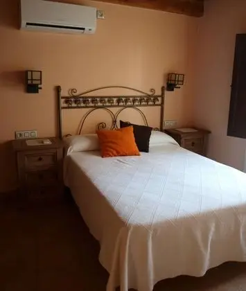 Tek Büyük Yataklı Oda, 1 Çift Kişilik Yatak