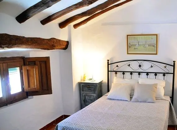 Comfort Tek Büyük veya İki Ayrı Yataklı Oda