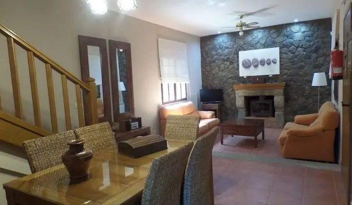 Kır Evi, 3 Yatak Odası, Kişiye Özel Havuzlu