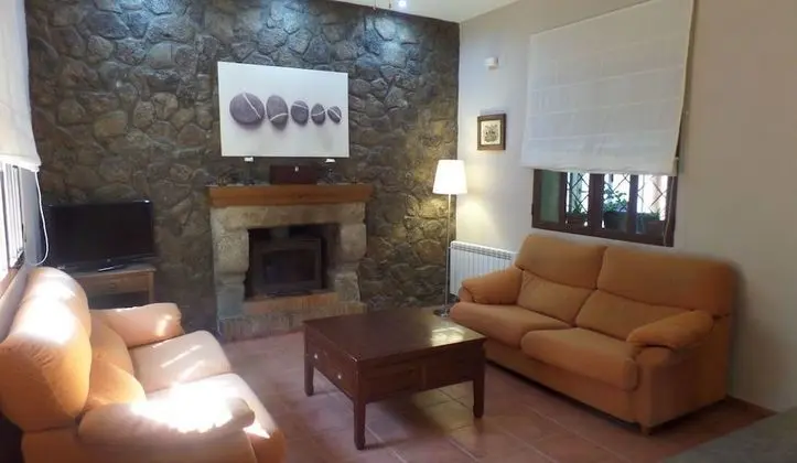 Kır Evi, 3 Yatak Odası, Kişiye Özel Havuzlu