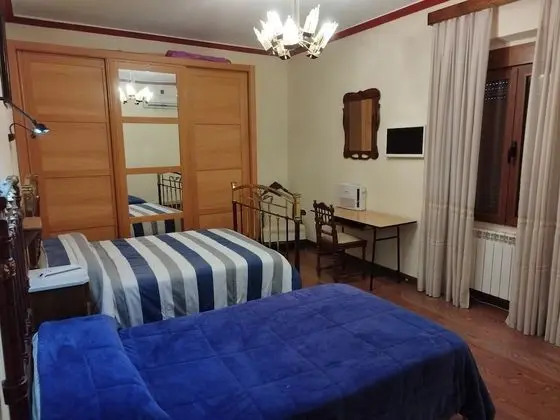 Family Üç Kişilik Oda (3)