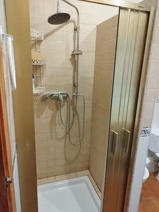 Family Üç Kişilik Oda (3)