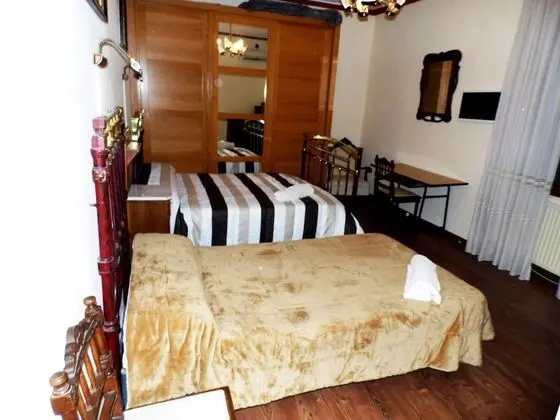 Family Üç Kişilik Oda (3)